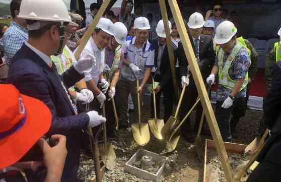 DPWH to connect coastal towns of Northern Samar with new road project image