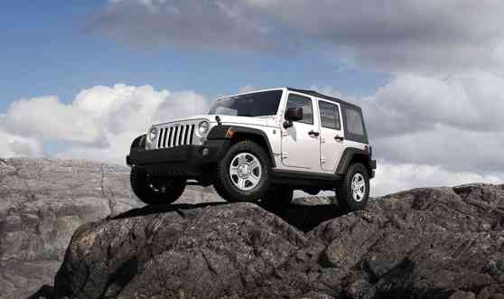 Jeep will offer soft top Wrangler Sport for limited time in PH image