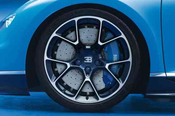Michelin developing tires capable of exceeding 482 km/h image