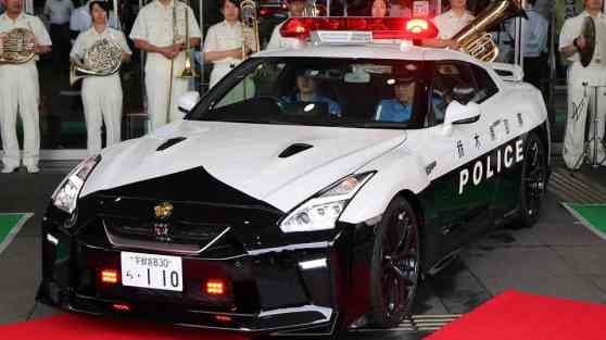 Hot Pursuit: Nissan's GT-R police car will chase down Japan's bad guys image