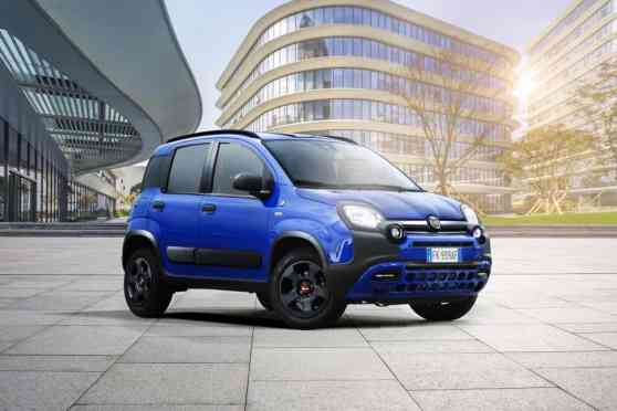 Fiat partners with Waze for special edition Panda image