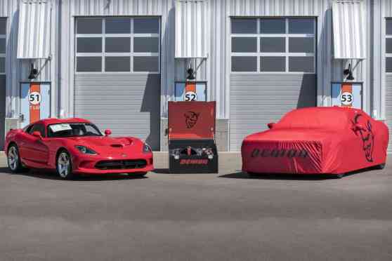 Last Dodge Viper, Demon fetch $1 million at auction image