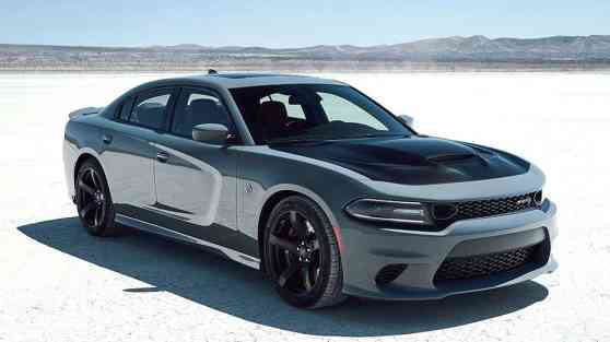 2019 Dodge Charger flexes its muscles with Challenger Hellcat goodies image