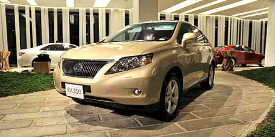 Lexus unveils the RX350 image
