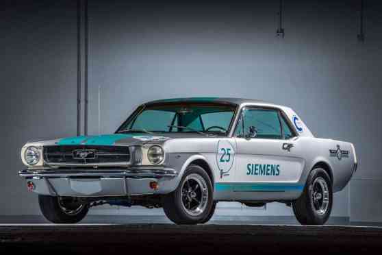 Self-driving 1965 Ford Mustang to take on Goodwood hillclimb image