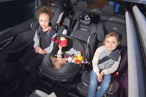 Detained Sen. de Lima files bill requiring child seats for infants, children image