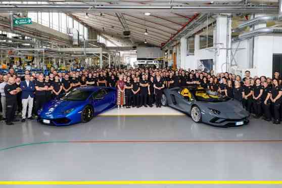 Lamborghini has built 11,000 Huracans, 8,000 Aventadors image