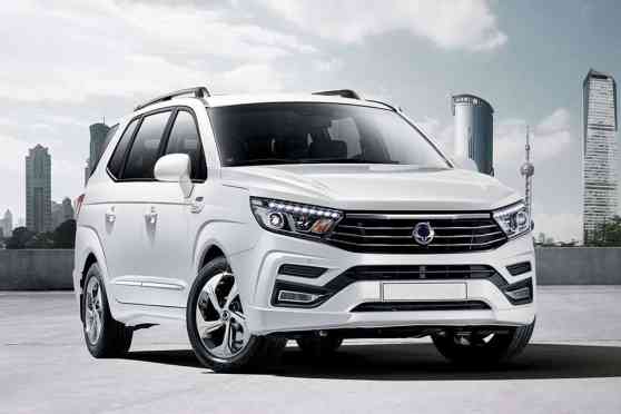 SsyangYong Rodius gets a new look and more tech for 2018 image