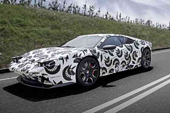 Modern-day De Tomaso Pantera gets a 650 horsepower V10 image