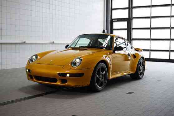Porsche builds the last air-cooled 911, auctions it off for charity image