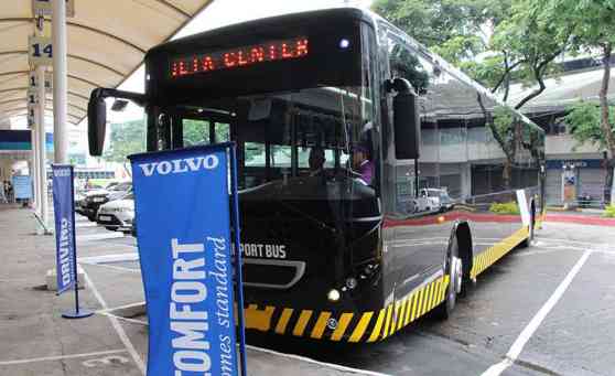 Travel to NAIA for just Php 100 in new P2P bus image