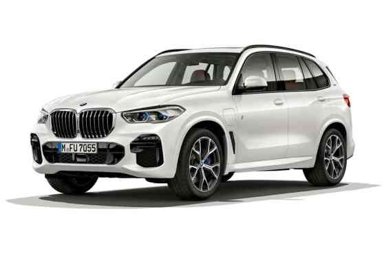 Plug-in hybrid BMW X5 can do 80 km on electric power alone image