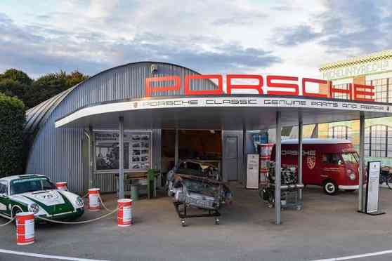 Porsche opens up a time capsule for 2018 Goodwood Revival image