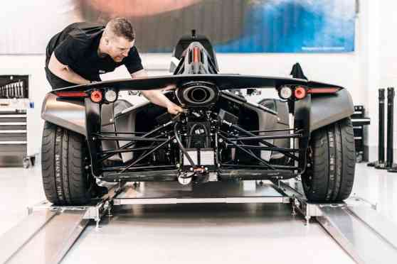 BAC to start developing use of lighter, stronger carbon fiber image