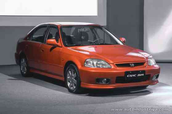 Motoring in the year 2000 image