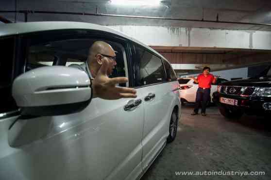 Police in Malaysia says parking lot standing reservations is a violation image