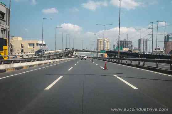 Expect even heavier traffic on SLEX, Skyway due to C5 South Link construction image