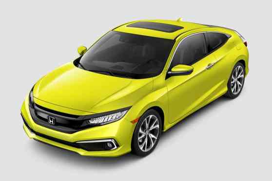 Slick shifter: 2019 Honda Civic Sport gets six-speed manual transmission image