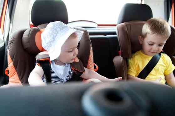 Senate unanimously votes bill requiring child seats in cars image