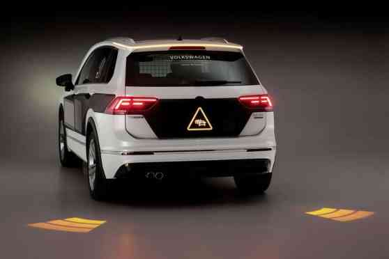 Volkswagen is finding new ways to use vehicle lights for safer driving image