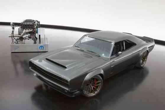 Dodge's new Hellephant crate engine is pure American muscle image