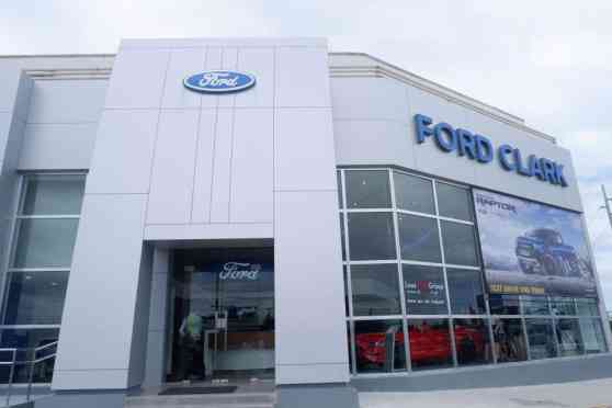 Ford PH opens 47th dealership in Clark, Pampanga image