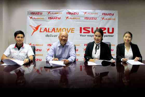 Isuzu PH supplies Lalamove with trucks in latest partnership image
