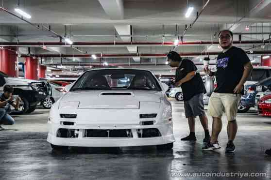 Behind the 90's Nostalgia: The inner workings of a car meet image