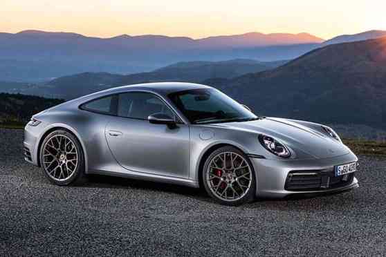Here's the 2020 Porsche 911, can you spot the difference? image