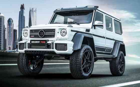 Conquer any terrain in the Brabus 700 4x4&sup2; Final Edition image