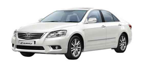 Toyota rolls out the new 2009 Camry image