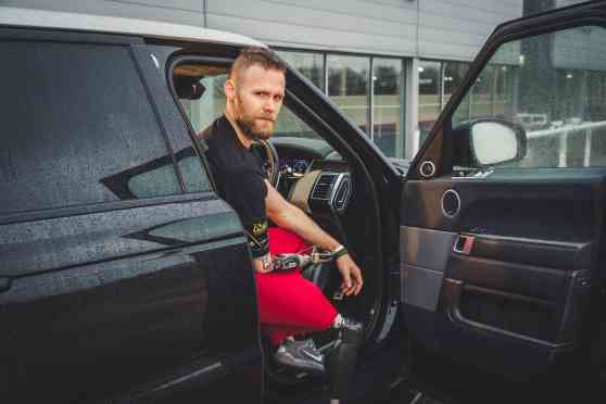 Jaguar, Land Rover models could soon have automated doors for PWDs image