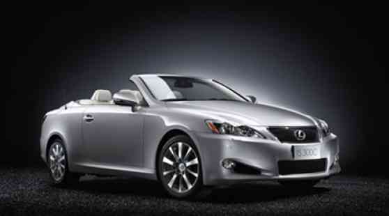 Lexus Manila rolls out IS300C image