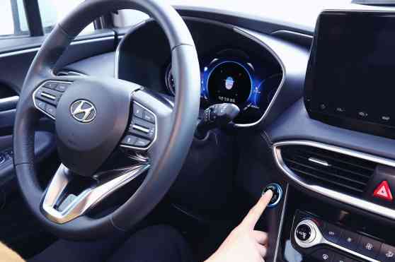 Use your finger to unlock, start future Hyundai vehicles image