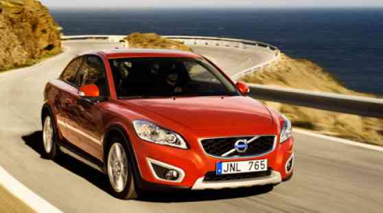 Volvo gives the C30 a facelift image
