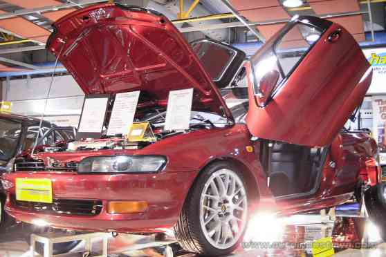 2004 Trans Sport Show image