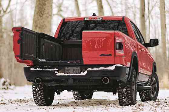 2019 Ram 1500 now available with side-opening tailgate image