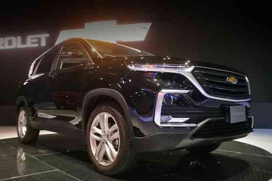This all-new 2019 Chevrolet Captiva is brought to you by China image