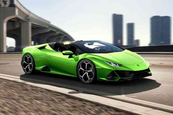 Topless Lamborghini Huracan Evo Spyder can still hit 325 km/h image