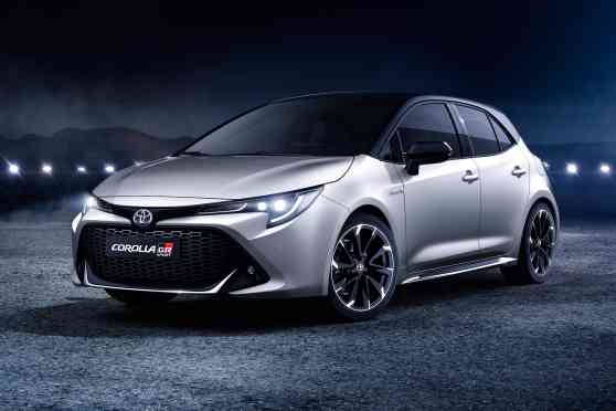 Toyota Corolla GR Sport previews upcoming GRMN hot hatch image