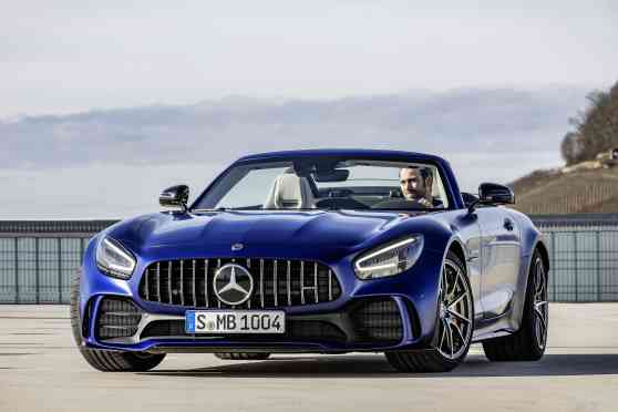 Mercedes-AMG GT R Roadster sounds like a fun way to enjoy 585 HP image