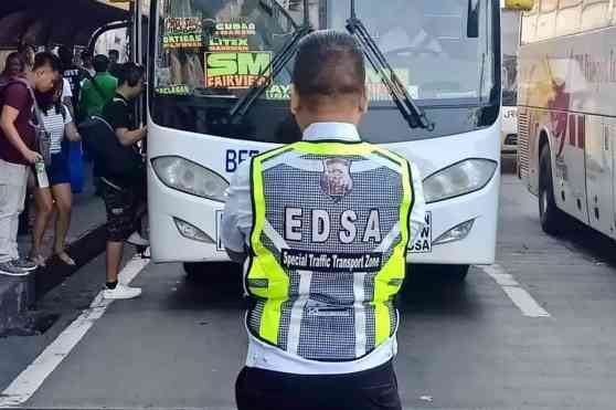 MMDA herds EDSA buses into yellow lane and gets the obvious results image
