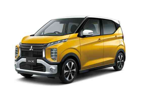 Mitsubishi eK X sure looks like a shrunken Xpander image