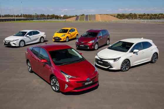 Toyota grants 24,000 license-free patents for EV push image