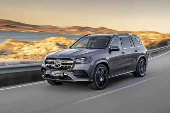 2020 Mercedes-Benz GLS is Stuttgart's reply to the BMW X7 image
