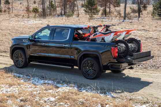 2020 GMC Sierra has carbon fiber where you least expect it image