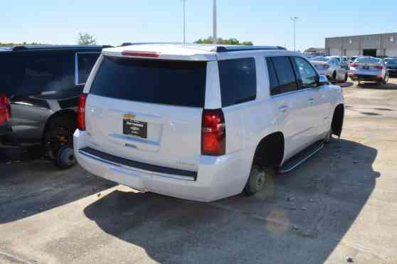 Heist at Chevrolet dealership leaves scores of cars without wheels Heist at Chevrolet dealership leaves scores of cars without wheels image