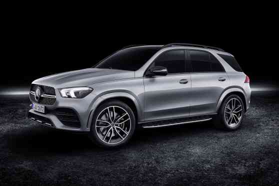 This Mercedes-Benz GLE 580 is stronger than an AMG 53 image