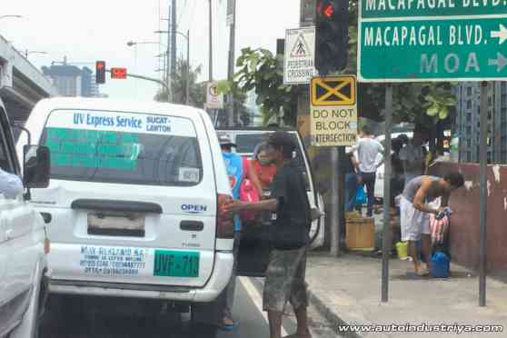 LTFRB orders UV Express vehicles to follow P2P operation image