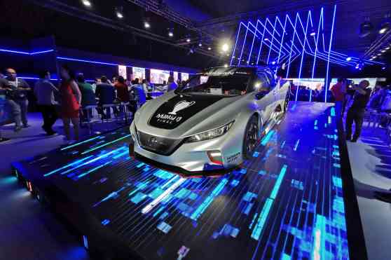 UEFA Champions League shows the brilliance of Nissan's brand communications image